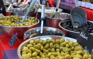 Marché paysan à Chassiers (Ardèche)