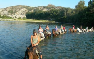 Guided Hike on horseback  - Equitation Chavetourte