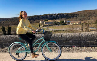 Randonnées en vélo électrique, dégustation de vins & pique-nique ardéchois