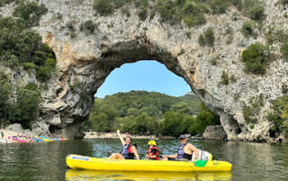 Descente canoë en famille avec Canoës Service