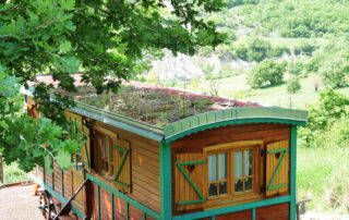 Gîte insolite: Roul'éole à St Jean le Centenier