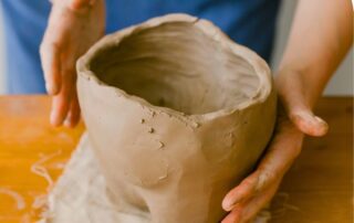 Ceramics workshop - Adult modelling_Villeneuve-de-Berg