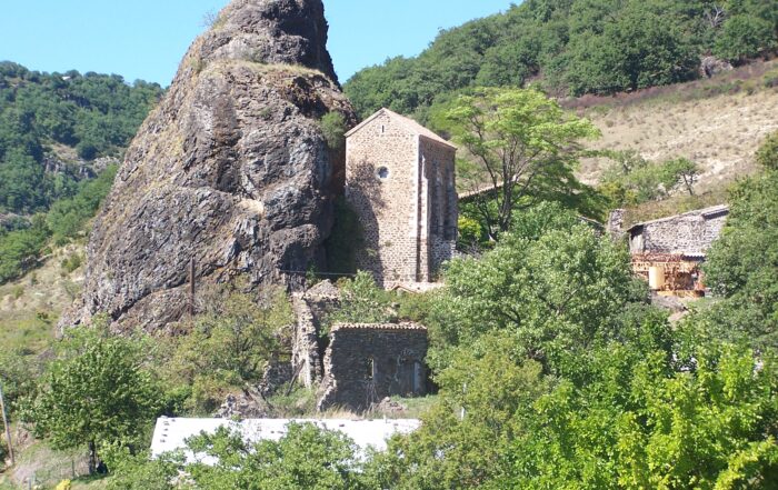 La Roche Chérie en Ardèche , Berg et Coiron St Pons #bergetcoiron